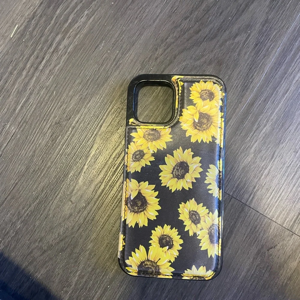 Stuff - Picture 2 of 4